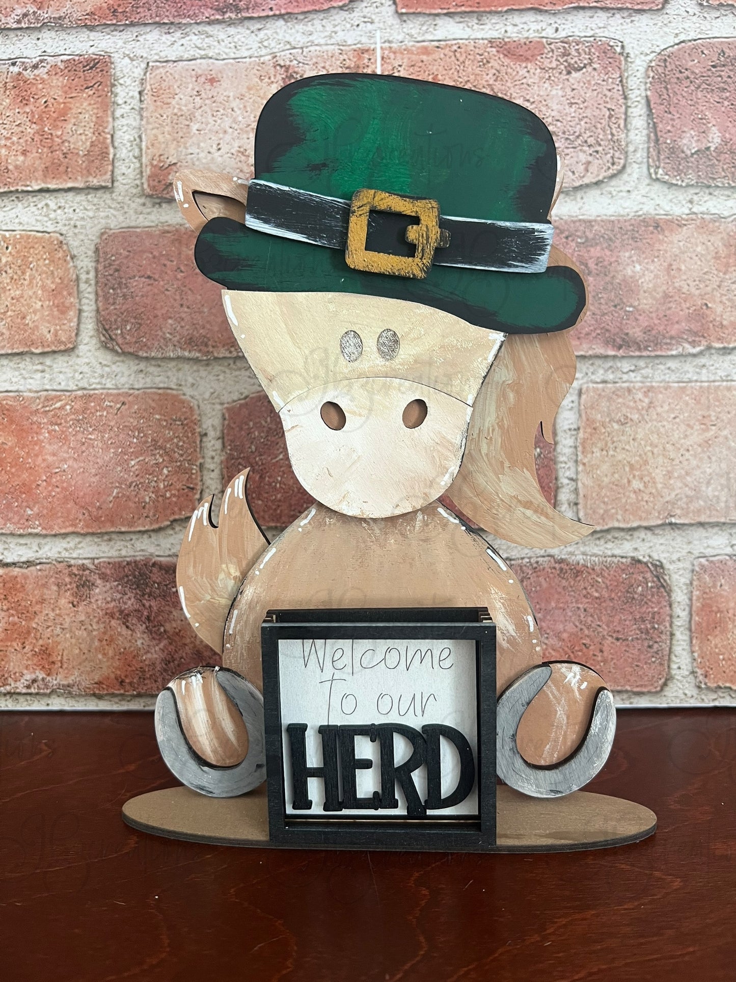 Farm Animal Horse with Interchangeable Seasonal Hats Shelf Sitter Horse Decor Horse Decorations