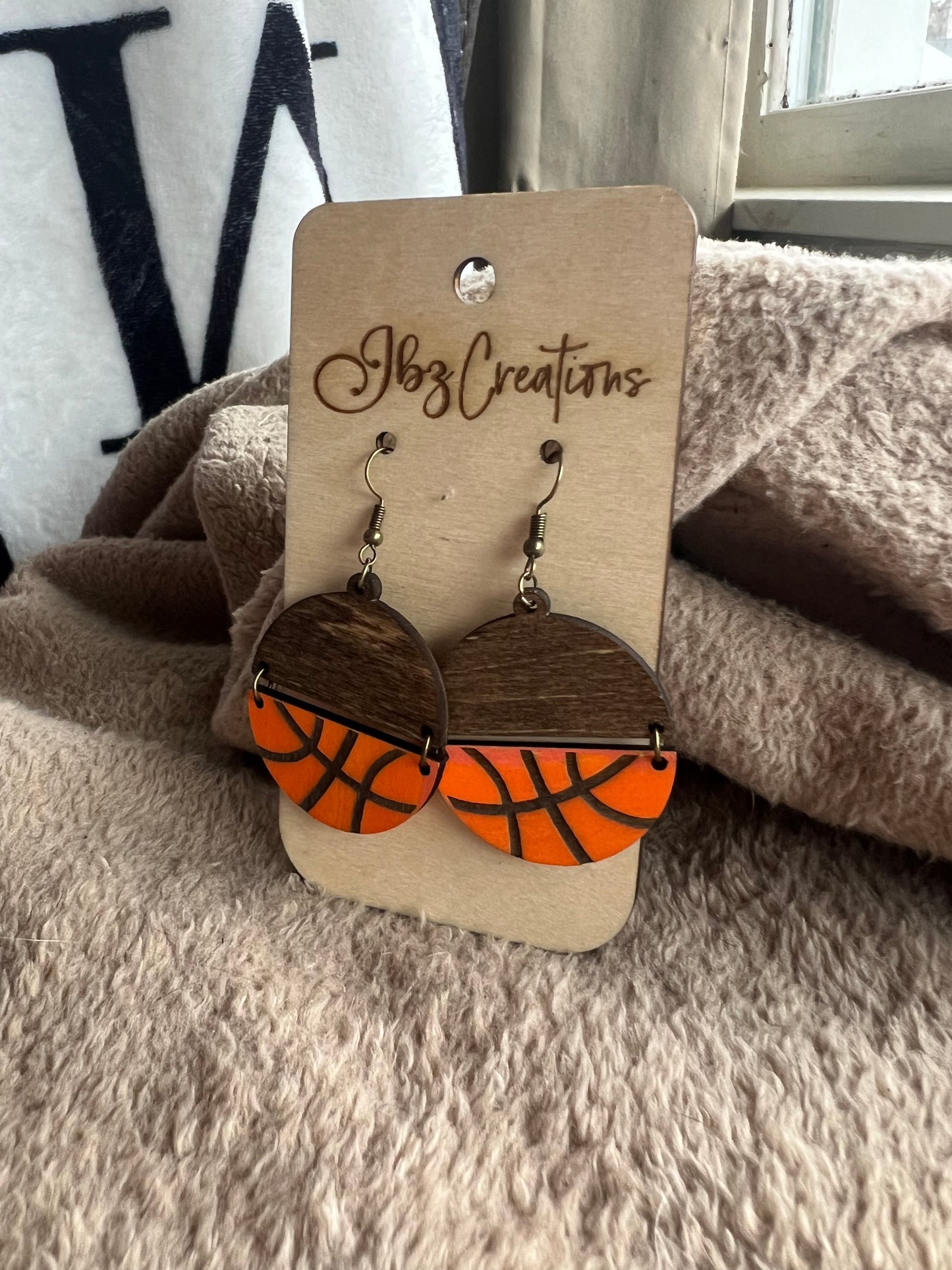 Wooden sport split round dangle earrings