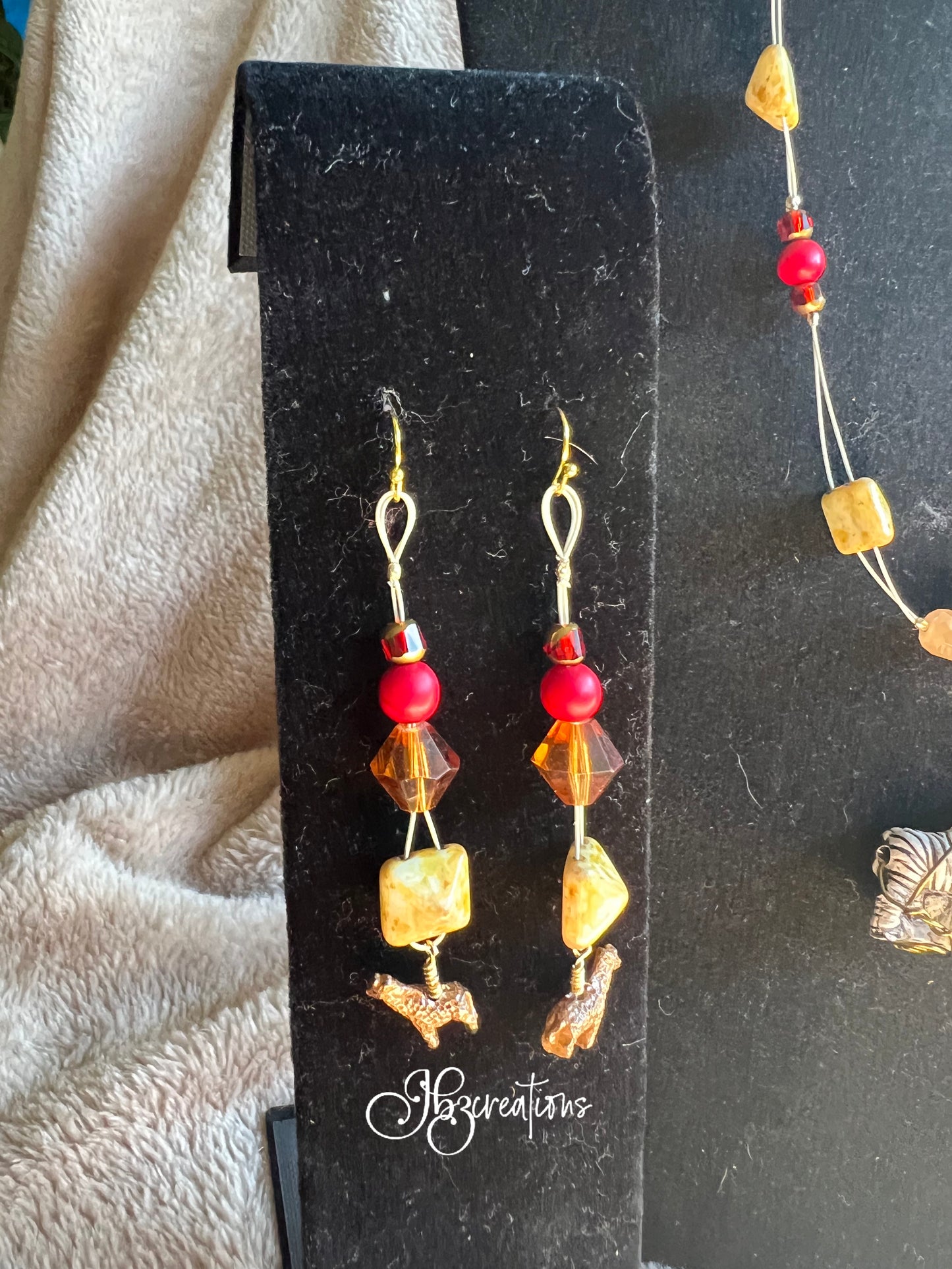 Red Bone Giraffe Jewelry Set