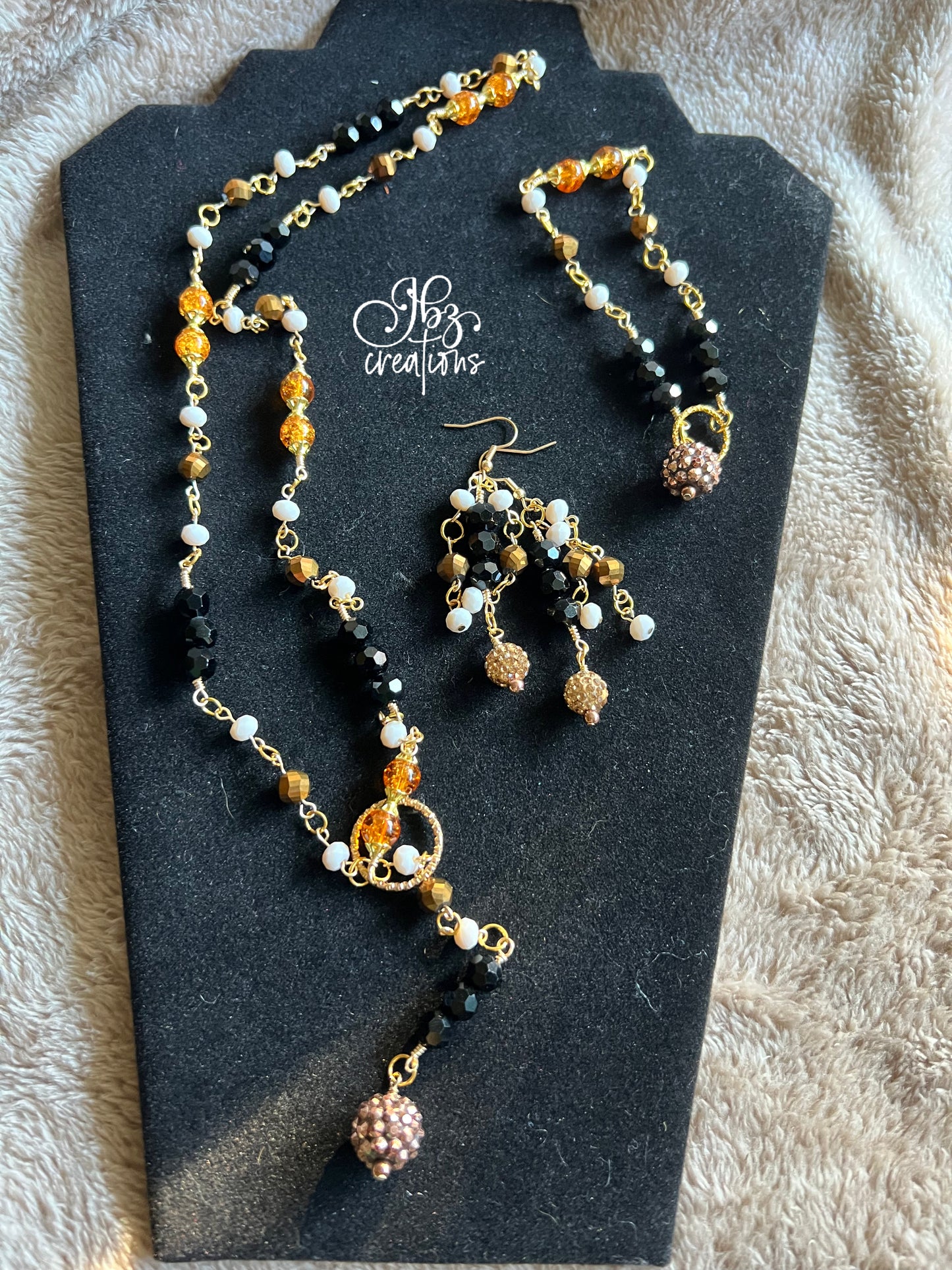 Stunning Black, Orange, White and Gold Glass Bead Jewelry Set